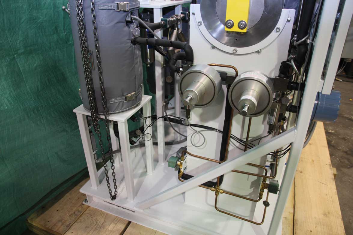 fluitron-Supercritical-Extraction-Systems-14