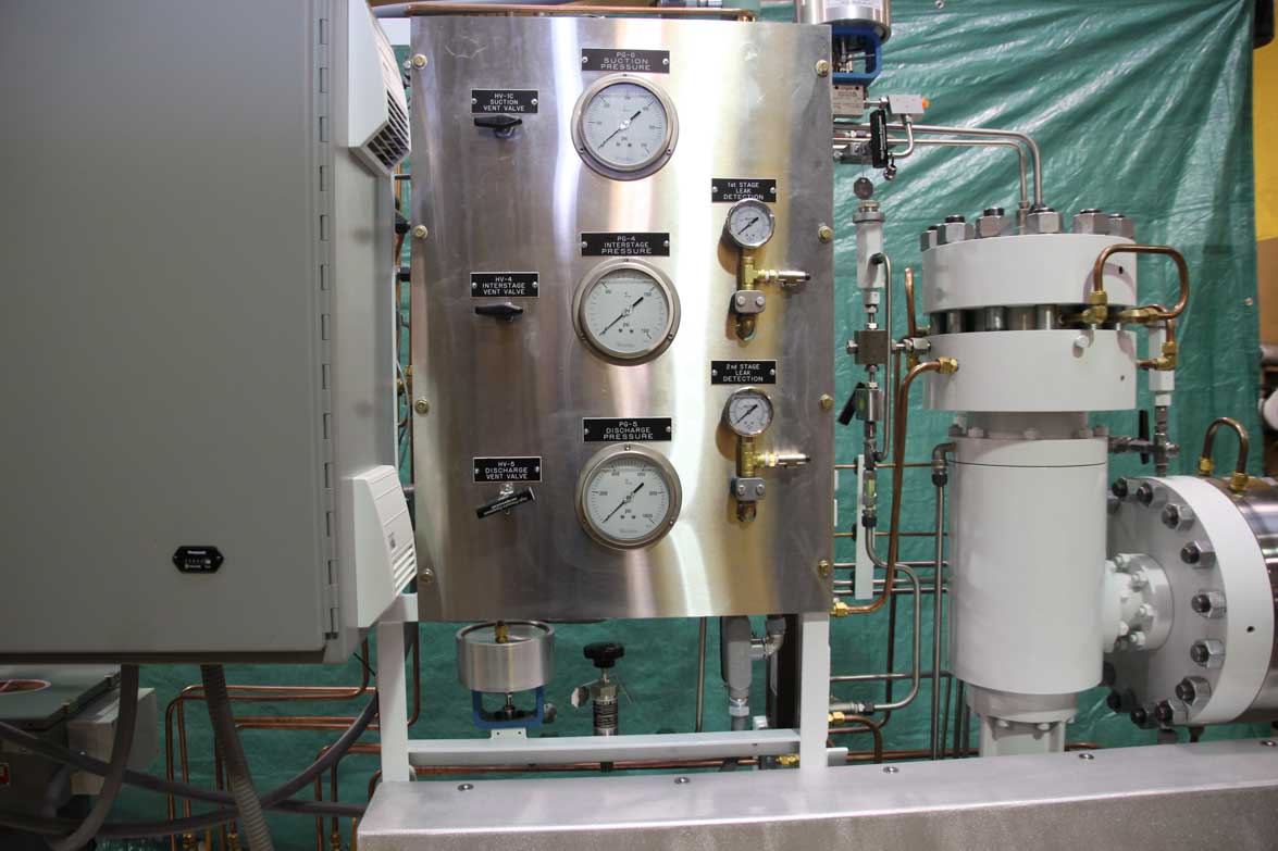fluitron-Supercritical-Extraction-Systems-96